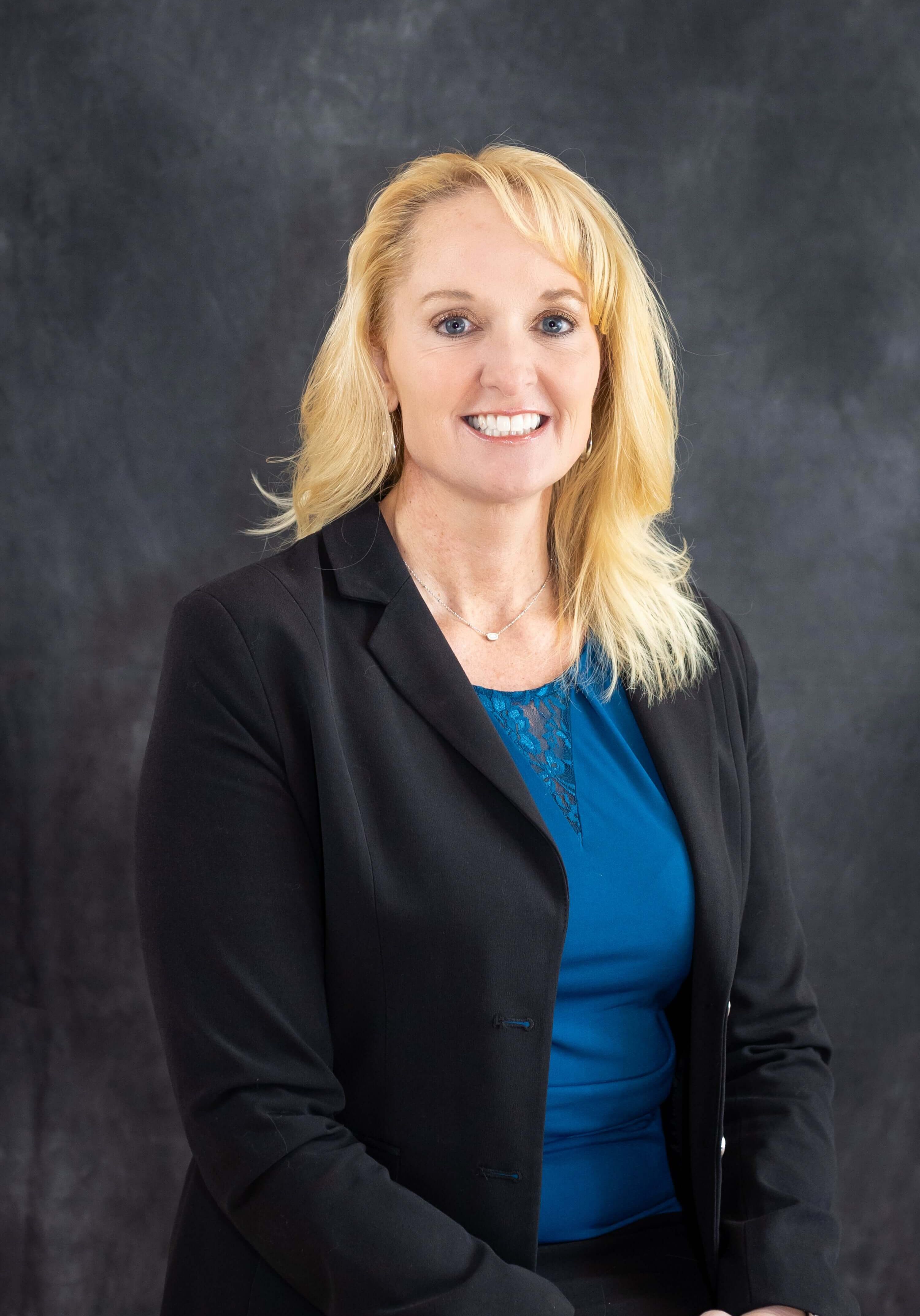 Kristin Manske-min Kristin Manske-min